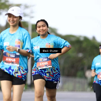 Runner Photo 7763738