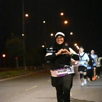 Runner Photo 7763767