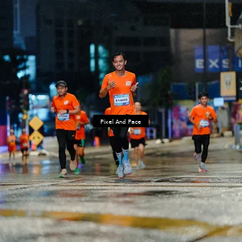 Runner Photo 7763776
