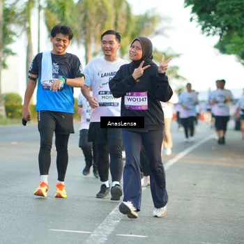 Runner Photo 7763784