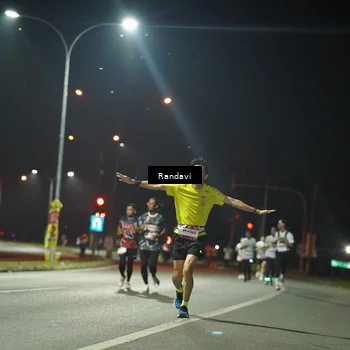 Runner Photo 7763786