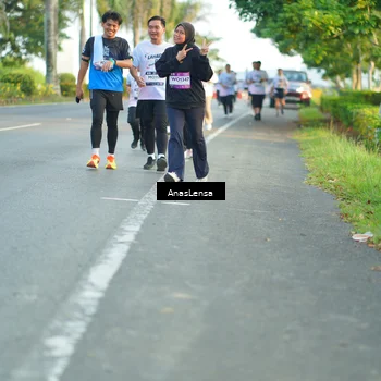 Runner Photo 7763787