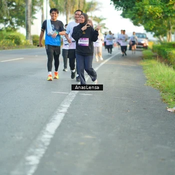 Runner Photo 7763788
