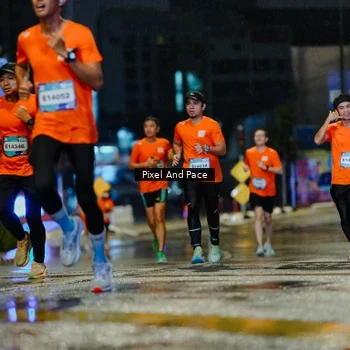 Runner Photo 7763796