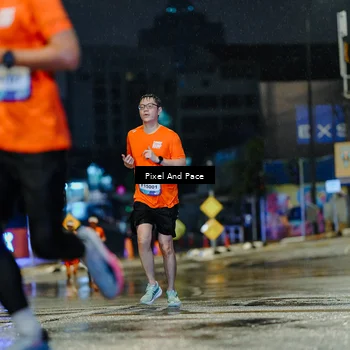 Runner Photo 7763817