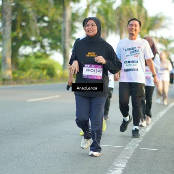 Runner Photo 7763820