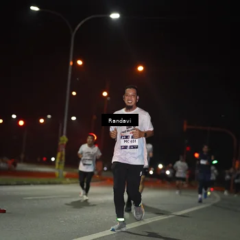 Runner Photo 7763833