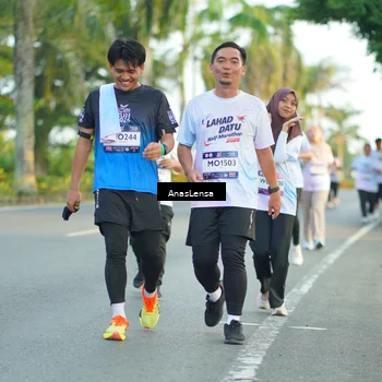 Runner Photo 7763835