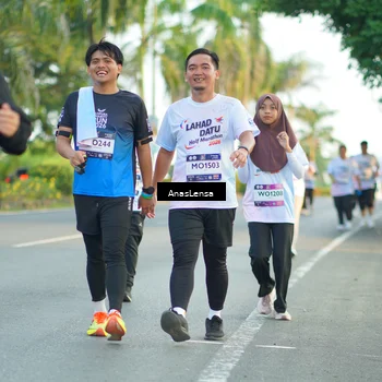 Runner Photo 7763846