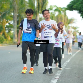 Runner Photo 7763865
