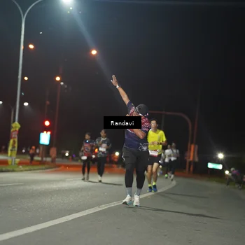 Runner Photo 7763874