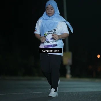 Runner Photo 7763888