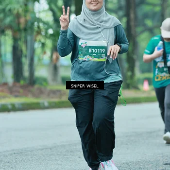 Runner Photo 7763896