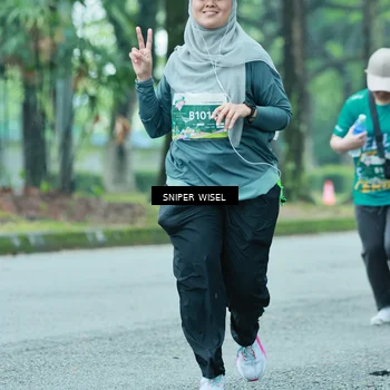 Runner Photo 7763903