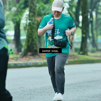 Runner Photo 7763924