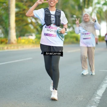 Runner Photo 7763935