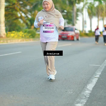 Runner Photo 7763959