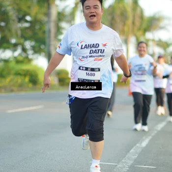Runner Photo 7763982