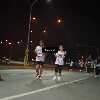 Runner Photo 7763986