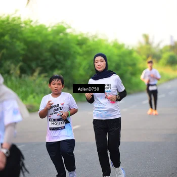 Runner Photo 7763991