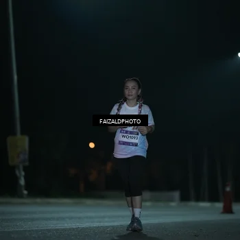 Runner Photo 7764011