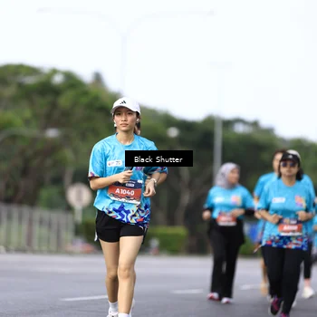 Runner Photo 7764015