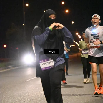 Runner Photo 7764027