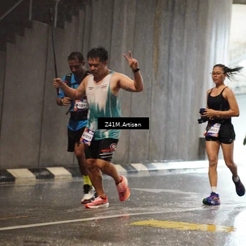 Runner Photo 7764043