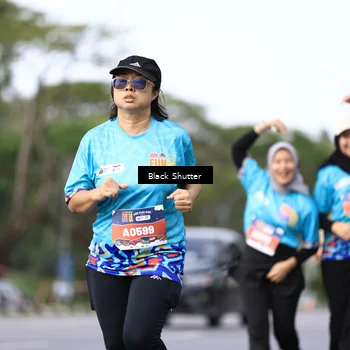 Runner Photo 7764048