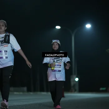Runner Photo 7764053