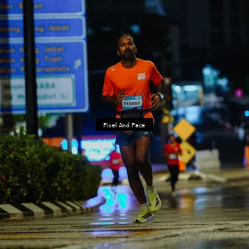 Runner Photo 7764071