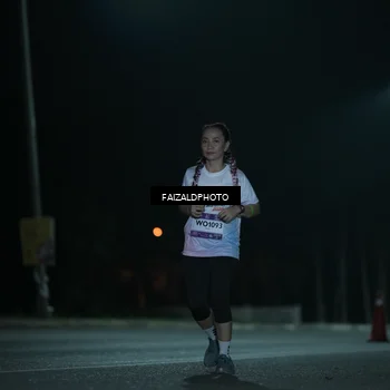 Runner Photo 7764100