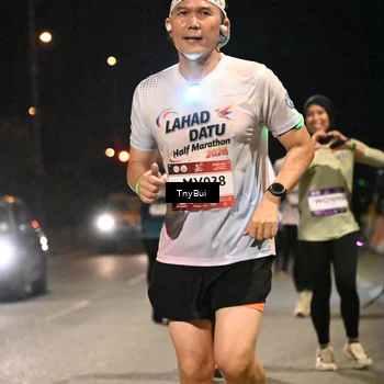 Runner Photo 7764106