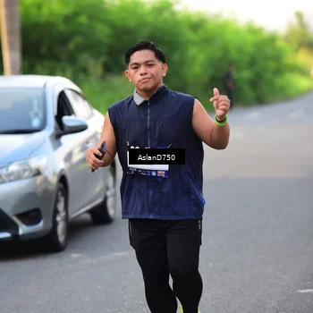 Runner Photo 7764121