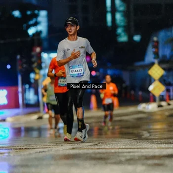 Runner Photo 7764127