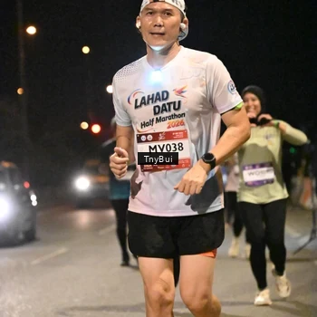 Runner Photo 7764133