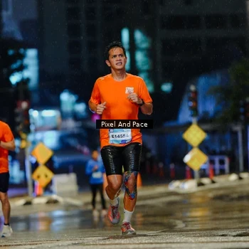 Runner Photo 7764179