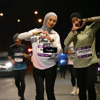 Runner Photo 7764204