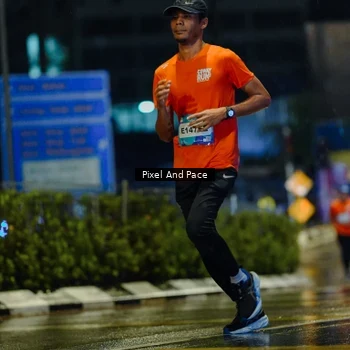 Runner Photo 7764240