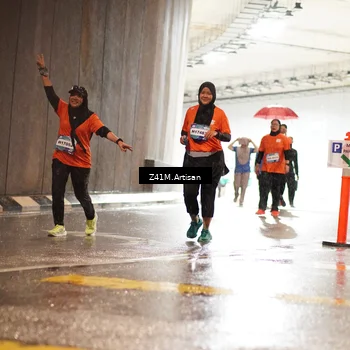 Runner Photo 7764258