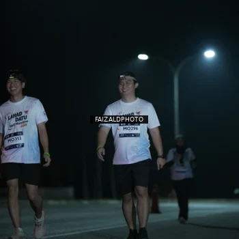 Runner Photo 7764294