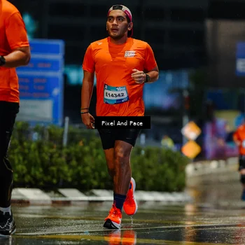 Runner Photo 7764300