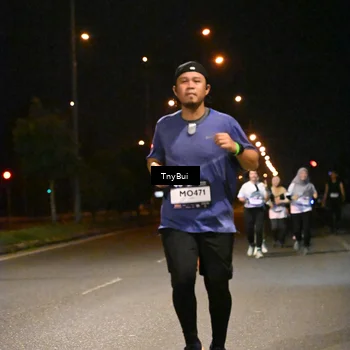 Runner Photo 7764311