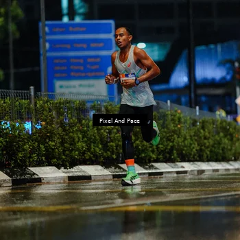 Runner Photo 7764317