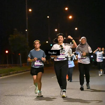 Runner Photo 7764334