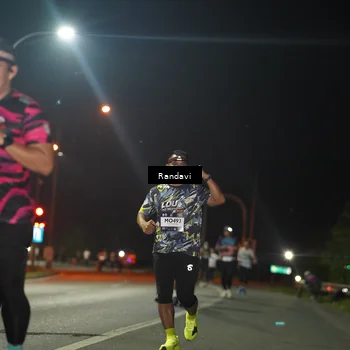 Runner Photo 7764365