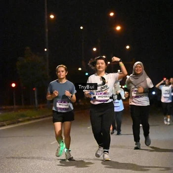 Runner Photo 7764367
