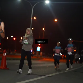 Runner Photo 7764373