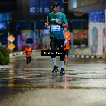 Runner Photo 7764395