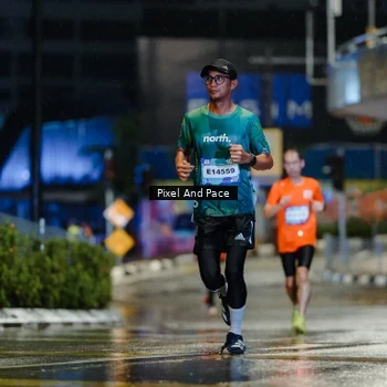 Runner Photo 7764399